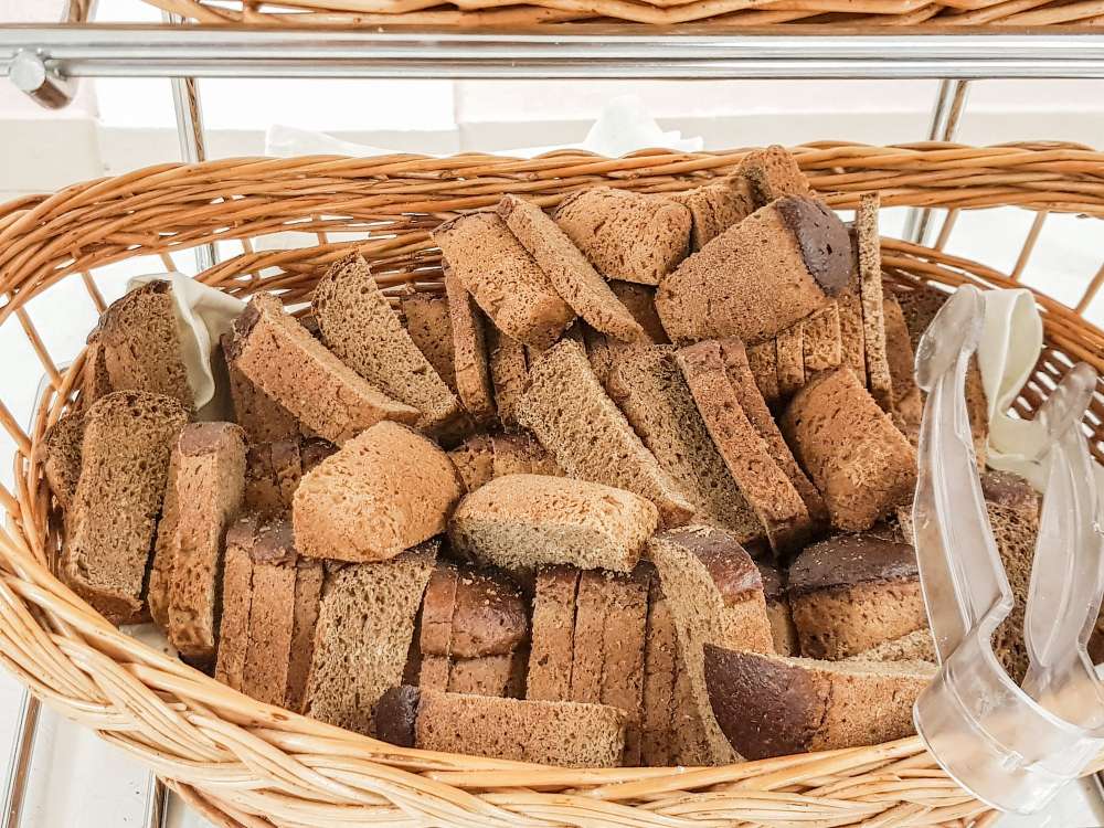 3 Maneiras de Como Preparar Snacks Rápidos e Econômicos